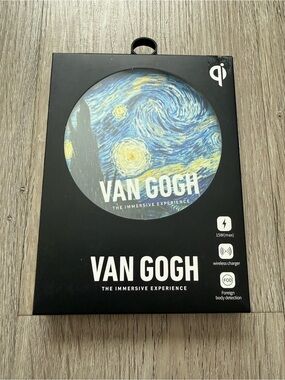 Starry Night by Van Gogh Wireless Charger